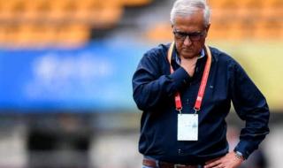 中国国足现任主教练